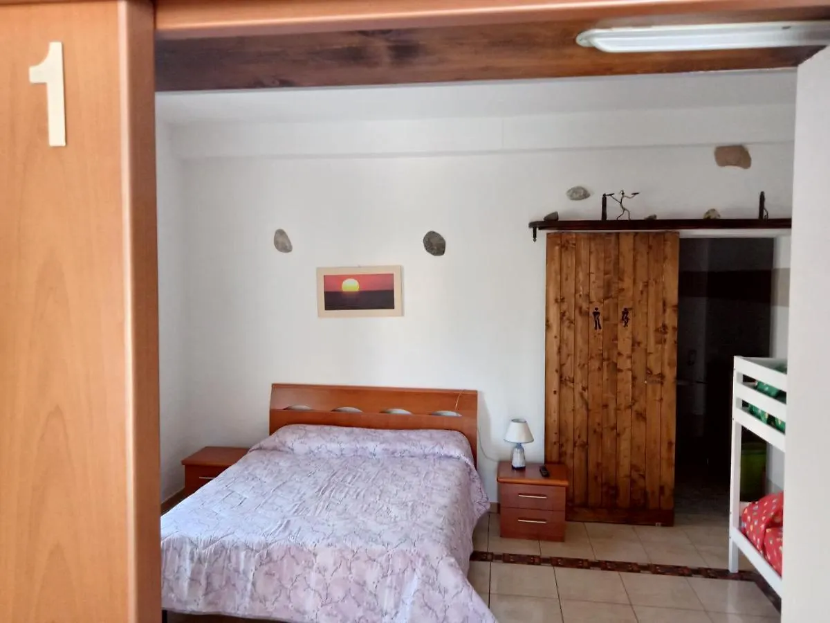 Bed & Breakfast B&B Pinna Gialla Furnari Italia