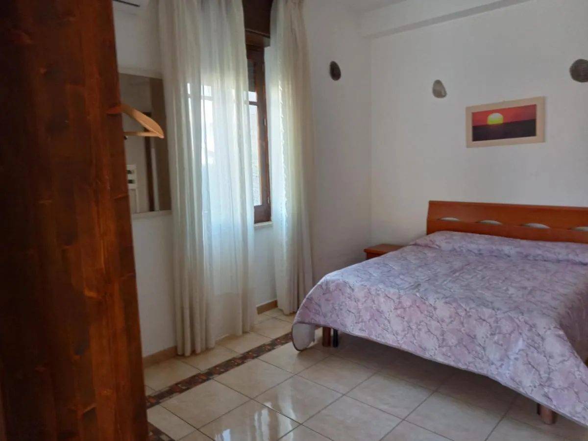 B&B Pinna Gialla Furnari Bed and Breakfast